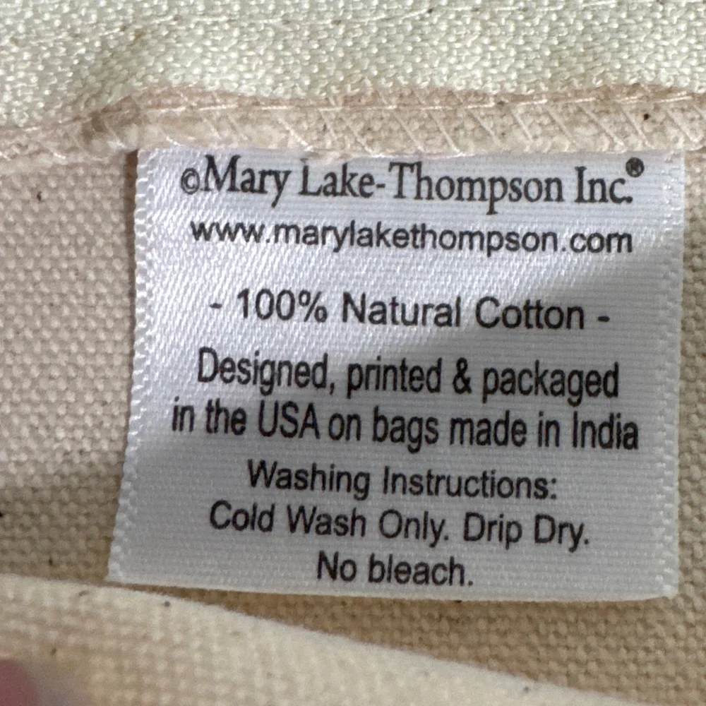 Women's Mary Lake-Thompson Inc. Beige Brown Winter Theme Cosmetic Bag One Size